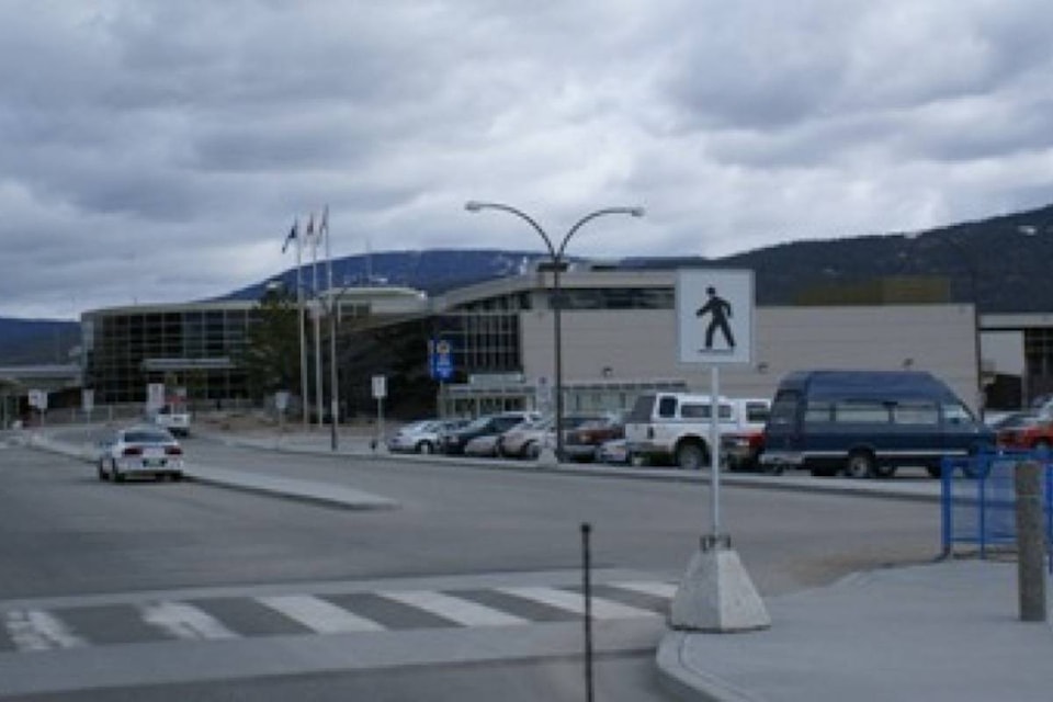 10572571_web1_kelowna-airport-copy