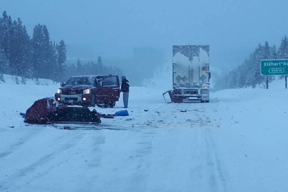 10665431_web1_180220-KCN-accident
