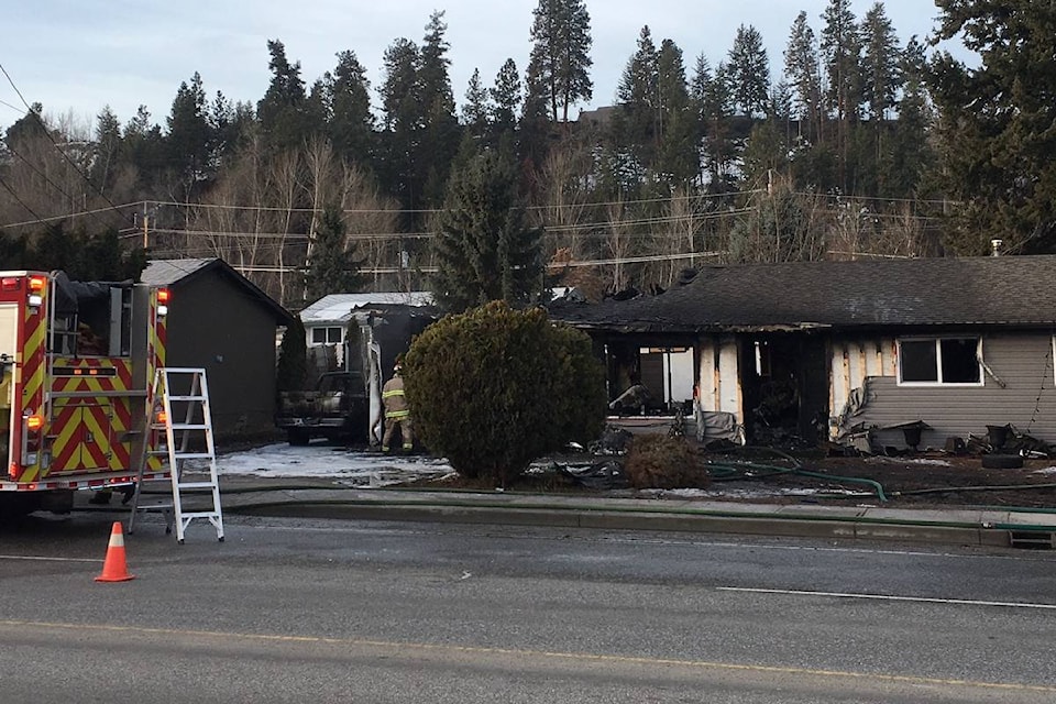 10985350_web1_burnt-out-house