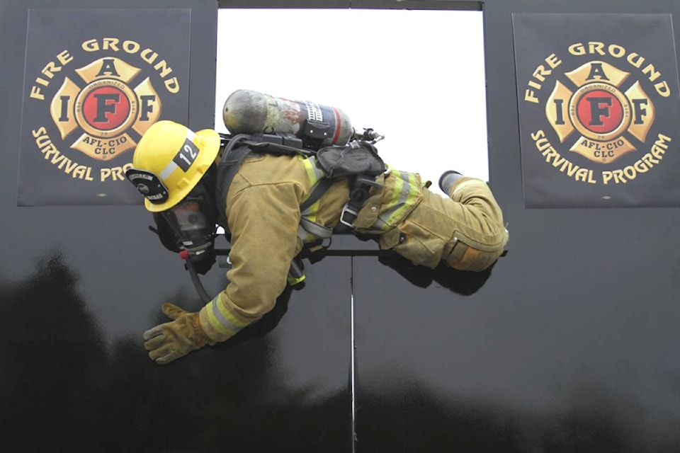 11364936_web1_180409_KCN_Fire-training