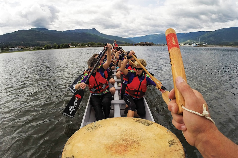 11395123_web1_20160625-Dragon-Boat-Festival-EB-0193