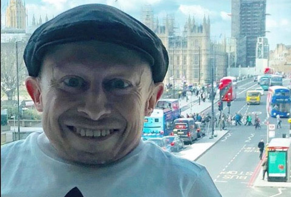 11555603_web1_180421-BPD-M-Verne_Troyer