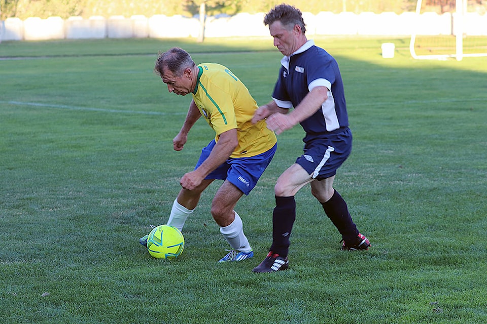 12720521_web1_180713-VMS-men-soccer