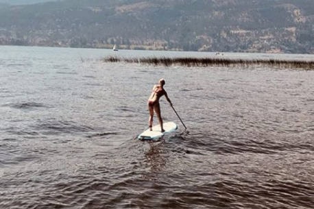 12922203_web1_180729-KCN-Paddleboard