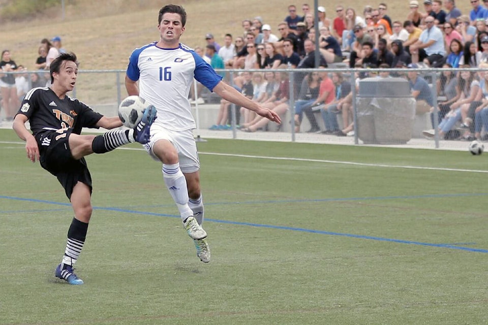 13411426_web1_180905-VMS-college-soccer