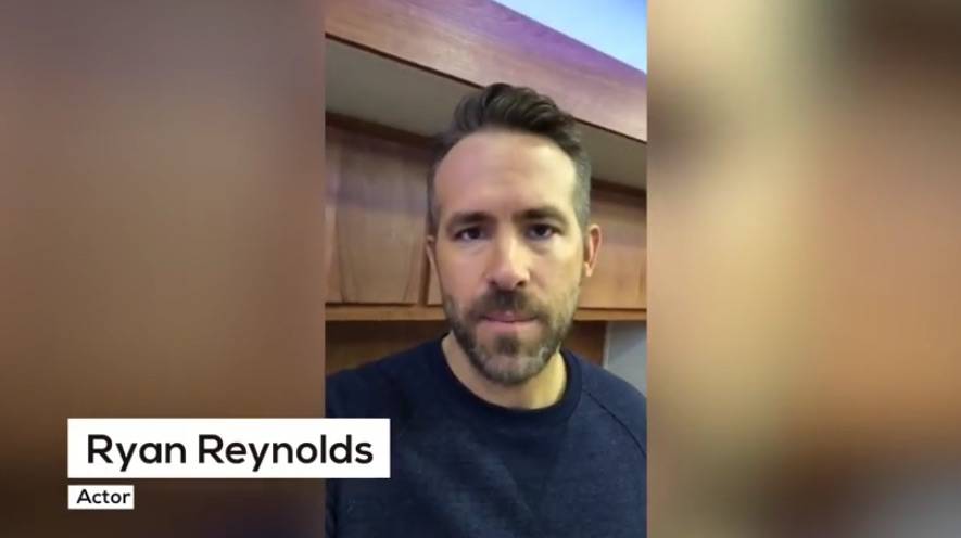 13730376_web1_ryanreynolds-