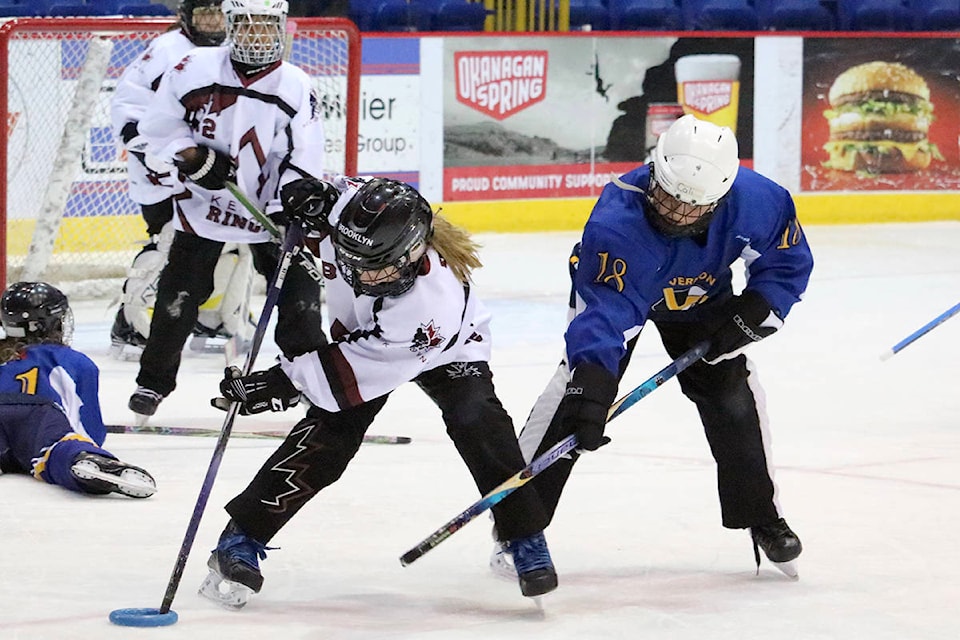 14539362_web1_14455241_web1_181017-VMS-ringette