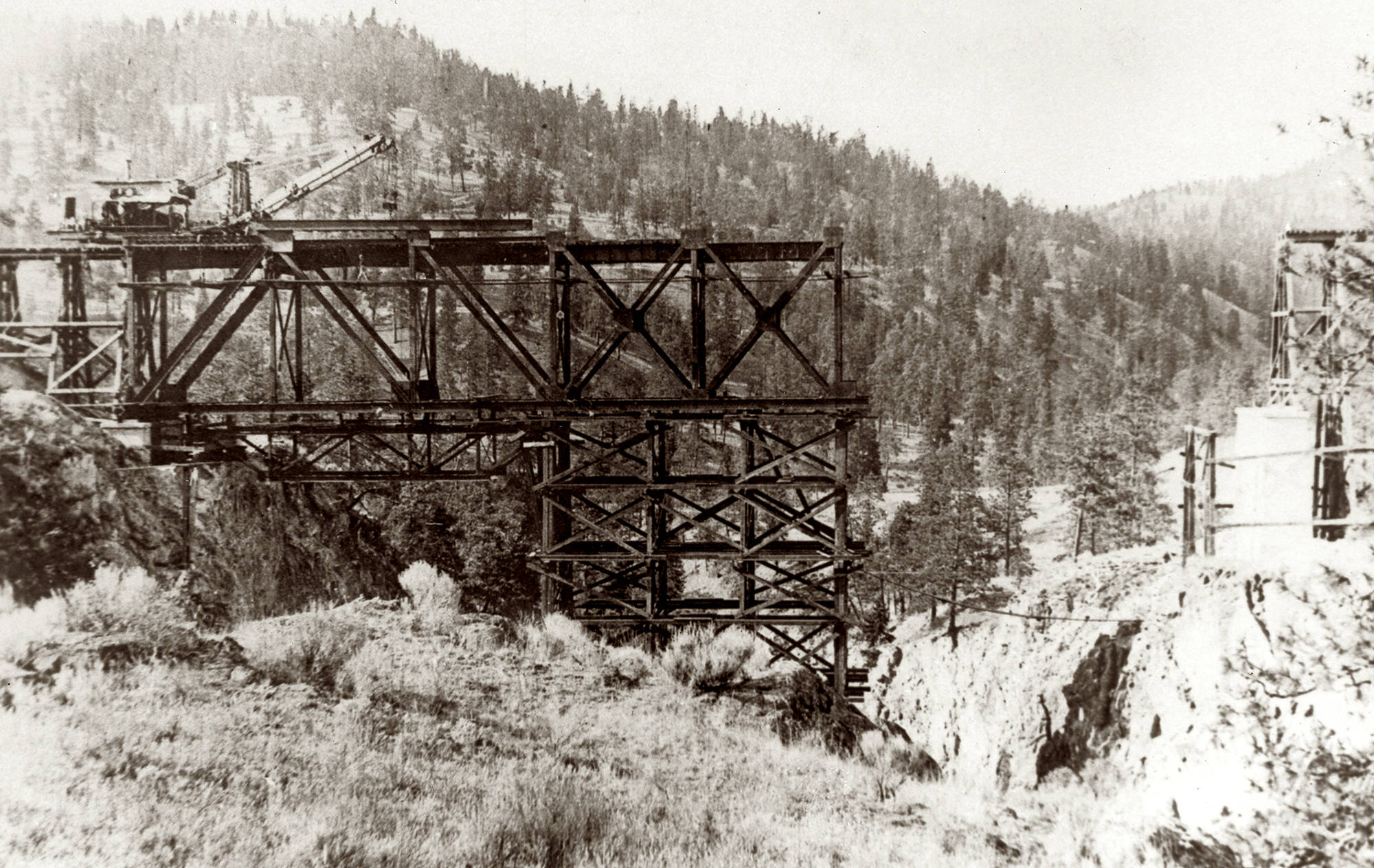 14698143_web1_181213-SUM-S-Trestle-work_4