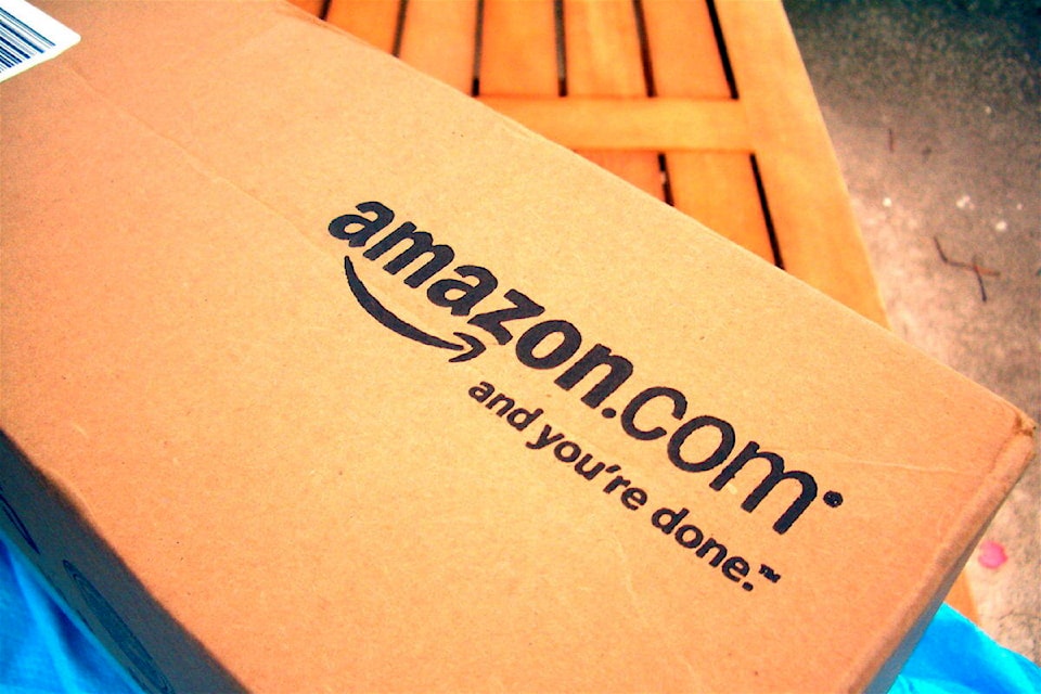 14716980_web1_Amazon