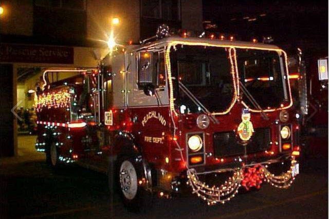 14929161_web1_181224-KCN-firetruck