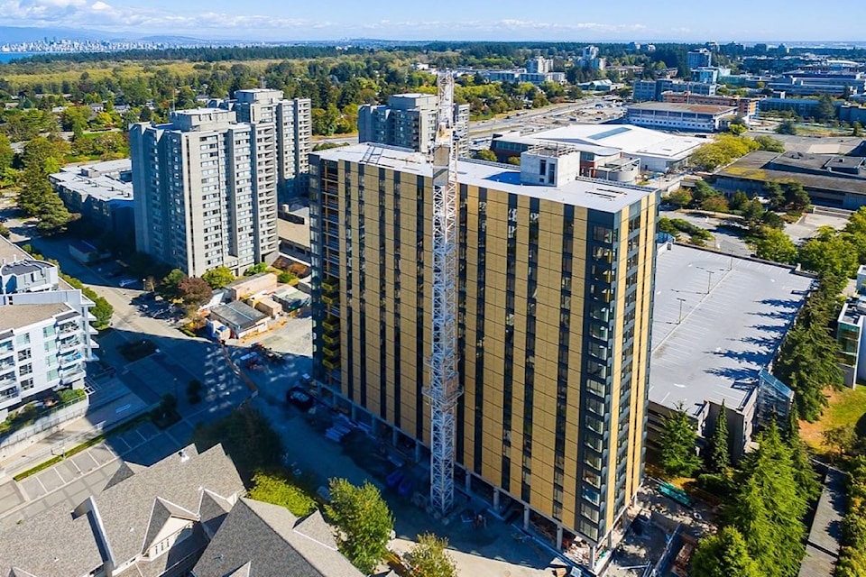 15000358_web1_20190102-BPD-Brock-Commons-outside