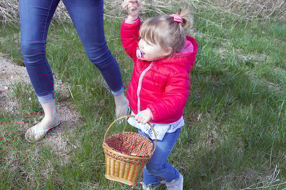 16494430_web1_190424-VMS-easter-egg-hunt_2