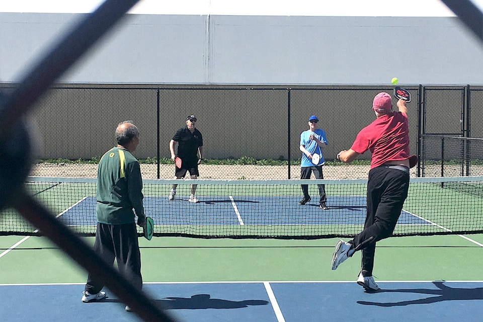 16774628_web1_190510-VMS-pickleball