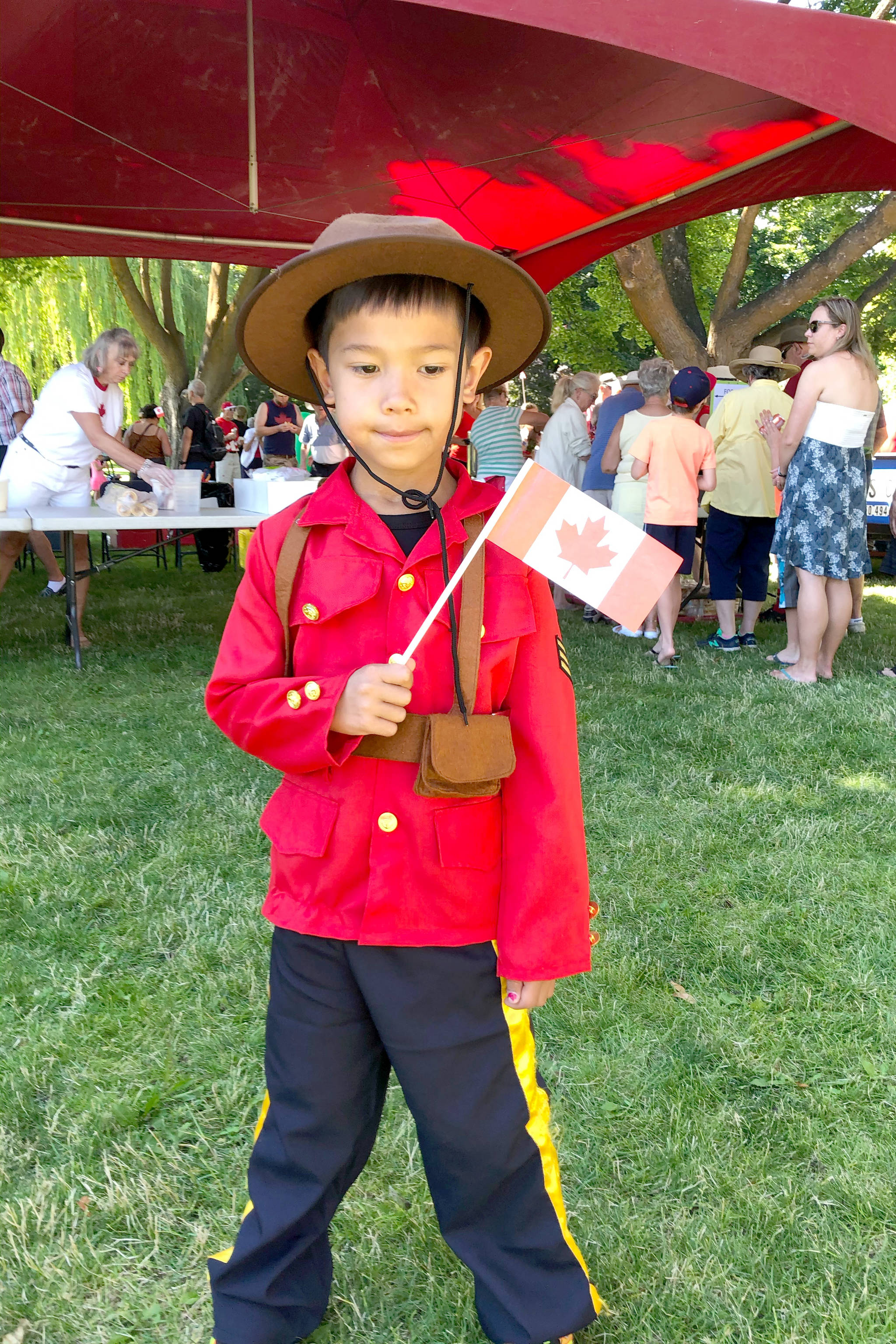 17535888_web1_190704-SUM-Canada-Day_4