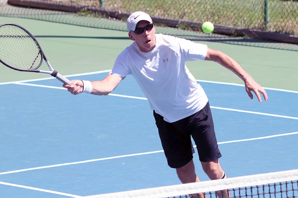 17580715_web1_190710-VMS-Tennis1