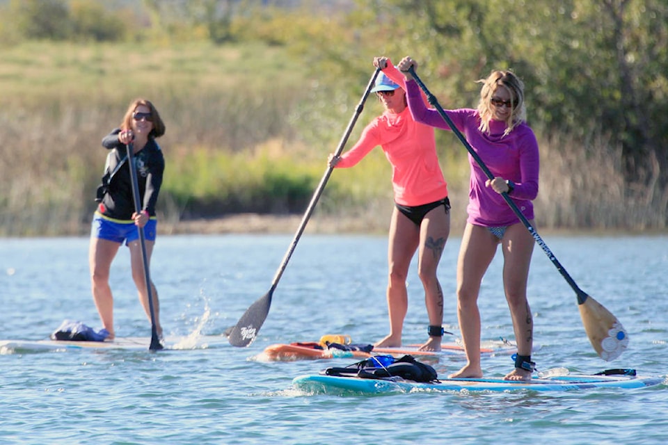 18044742_web1_190814-VMS-paddleboard