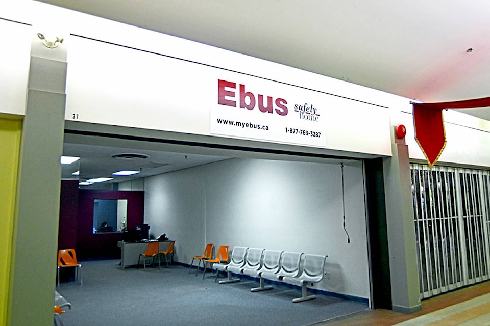 18457646_web1_ebus-office