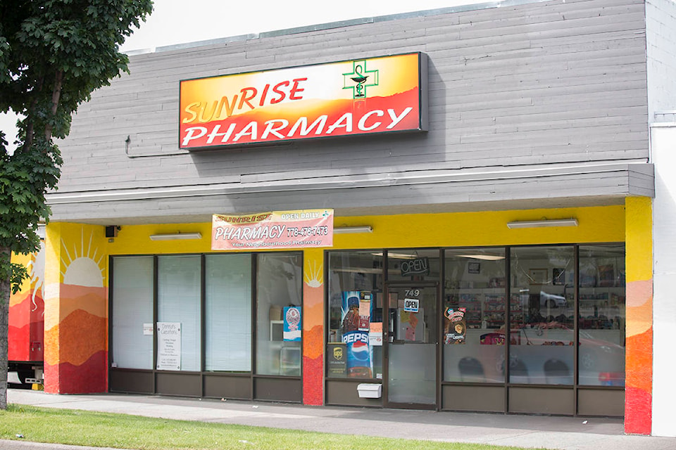 19386653_web1_190619-PWN-SunRisePharmacy