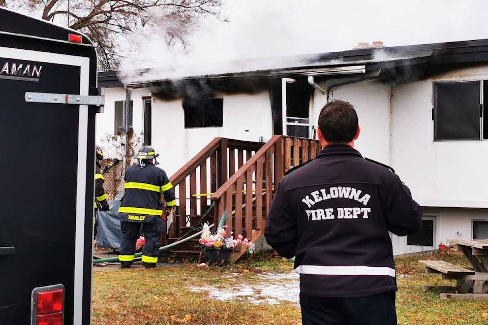 19692199_web1_Rutland-house-fire-3