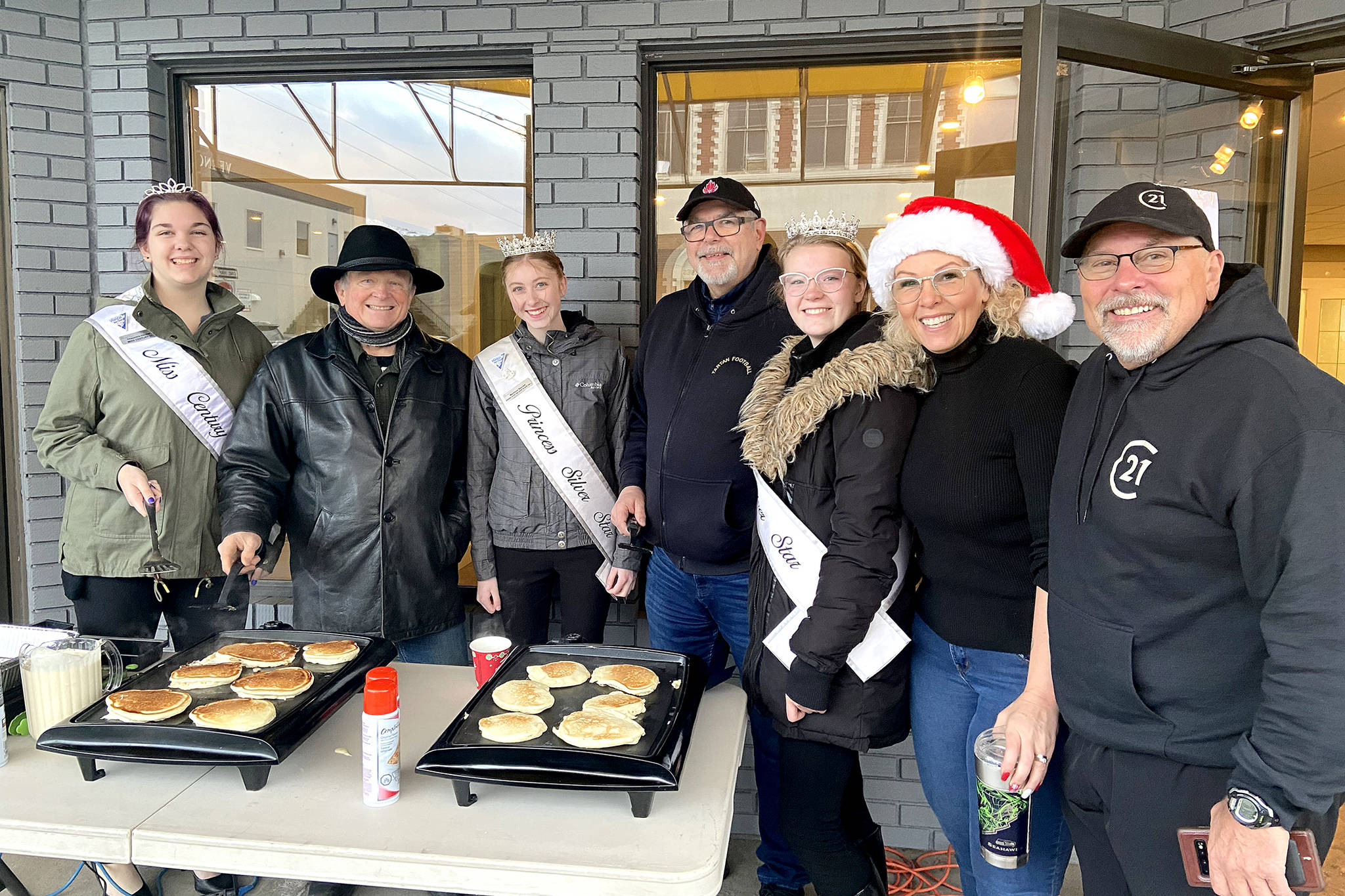 19912059_web1_copy_200101-VMS-pancakes1