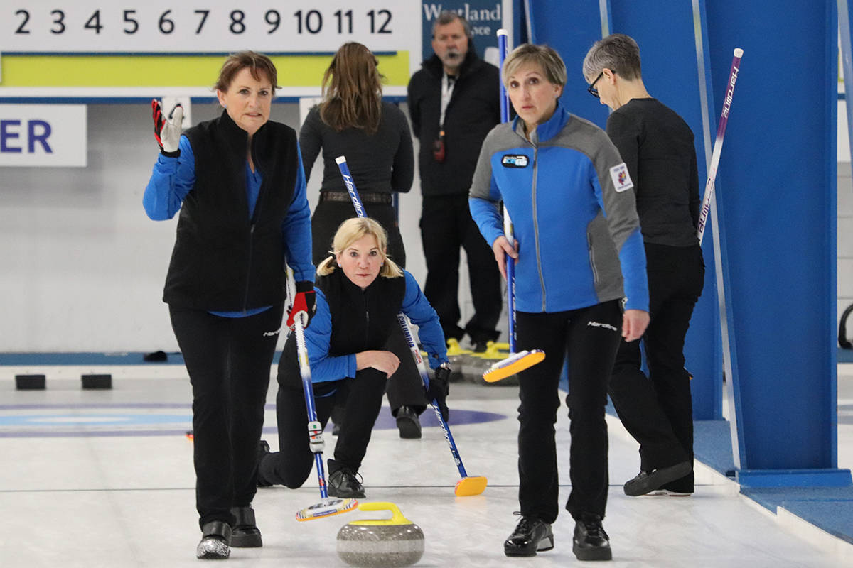 20610459_web1_200221-VMS-sr-curling-day-one-CURLING_3