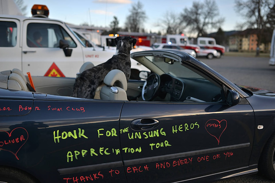 On Wednesday, April 1, the community of Oliver came out in droves to show its support for frontline medical staff at the South Okanagan General Hospital. (Phil McLachlan - Keremeos Review)