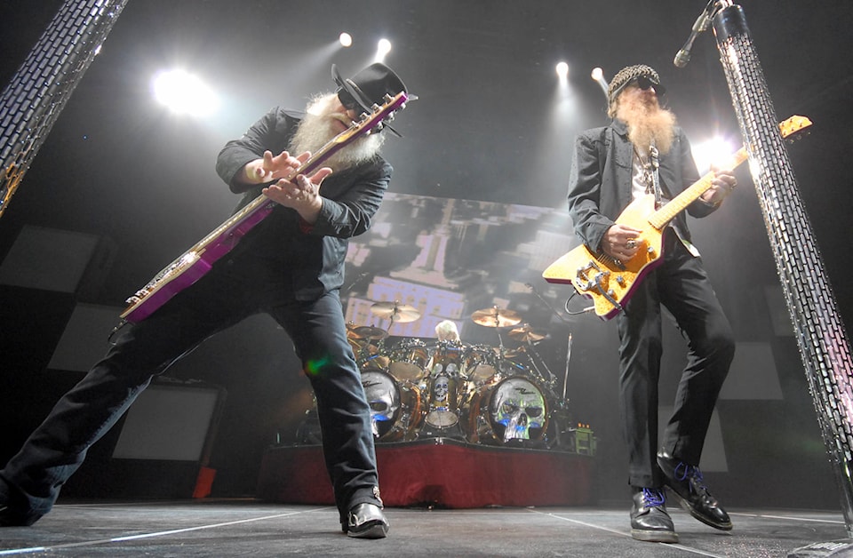 21278079_web1_200422-PWN-ZZTop-ZZTop_1