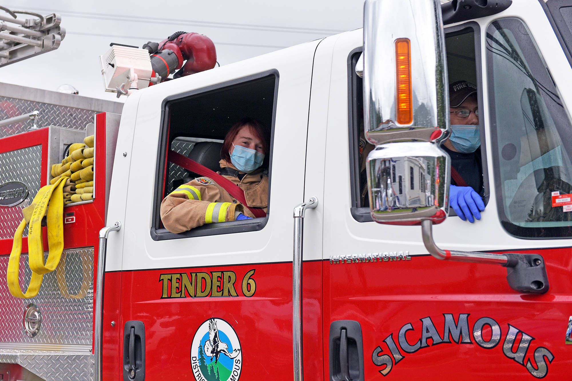 22015404_web1_200709-EVN-Canada-Day-parade-2020_9