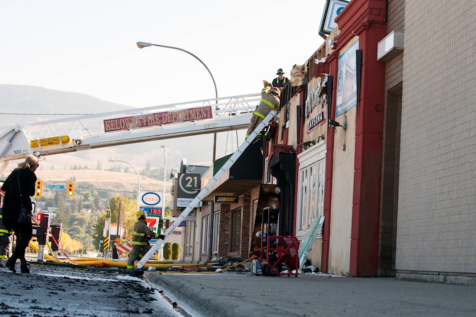 Crews continue to battle a fire Wednesday morning at Rutland㽶Ƶֱs Olympia Greek Taverna that broke out late Tuesday night. (Michael Rodriguez - Capital News)