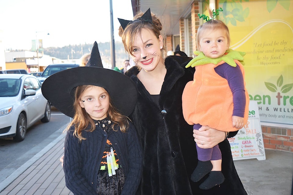 23118866_web1_201008-QCO-HalloweenCancellations_1