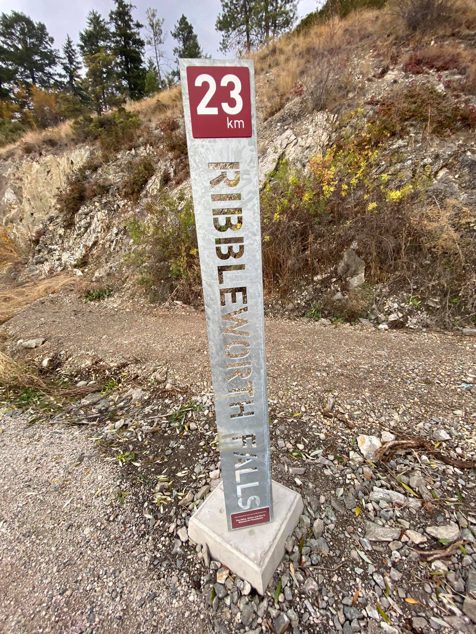 23240065_web1_201112-WIN-railtrail-okanagan_4