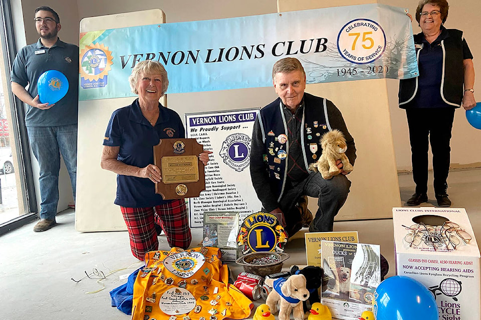 23298054_web1_201112-VMS-lions-MacKenzie_1