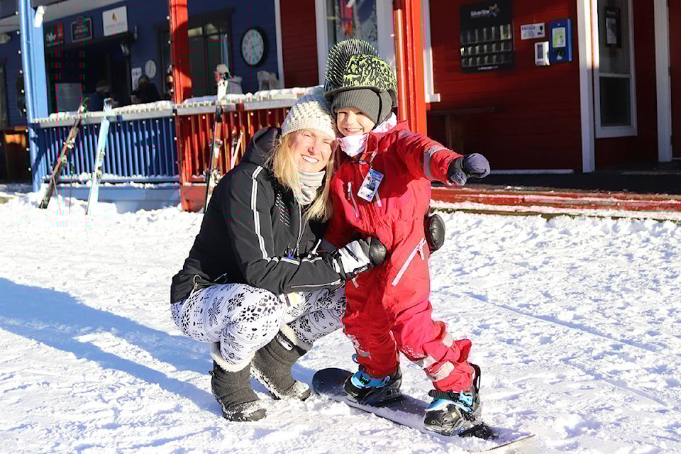 23542576_web1_201210-VMS-SilverStar-opening-day-1_2