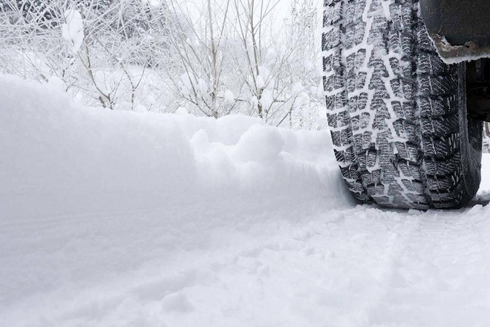 24660852_web1_171123-HSL-wintertire