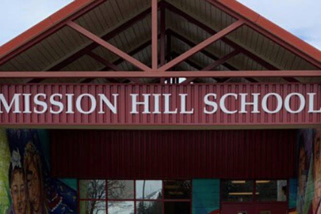 24744322_web1_210408-VMS-COVID-missionhill-school_1