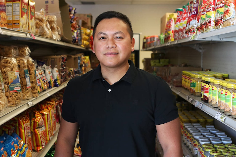 25705890_web1_210708-KCN-Filipino-Store_1
