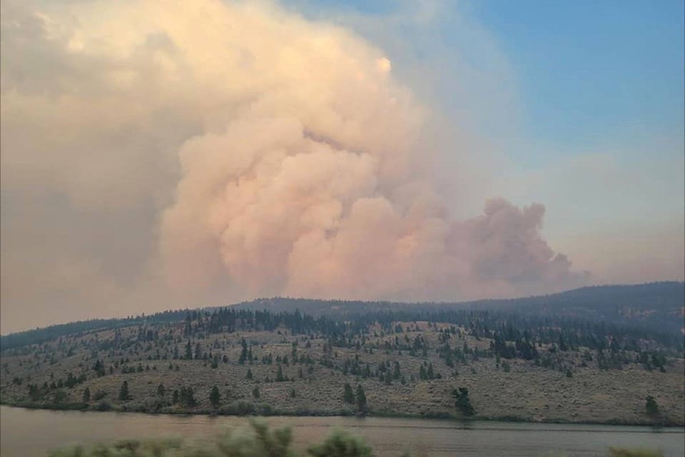 25833983_web1_210715-ACC-Evacuation-alert-Ashcroft-Wildfire_1