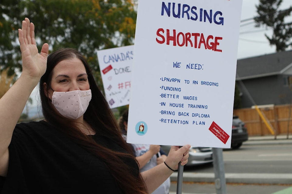 26528537_web1_210923-KCN-Nurses-Protest_1