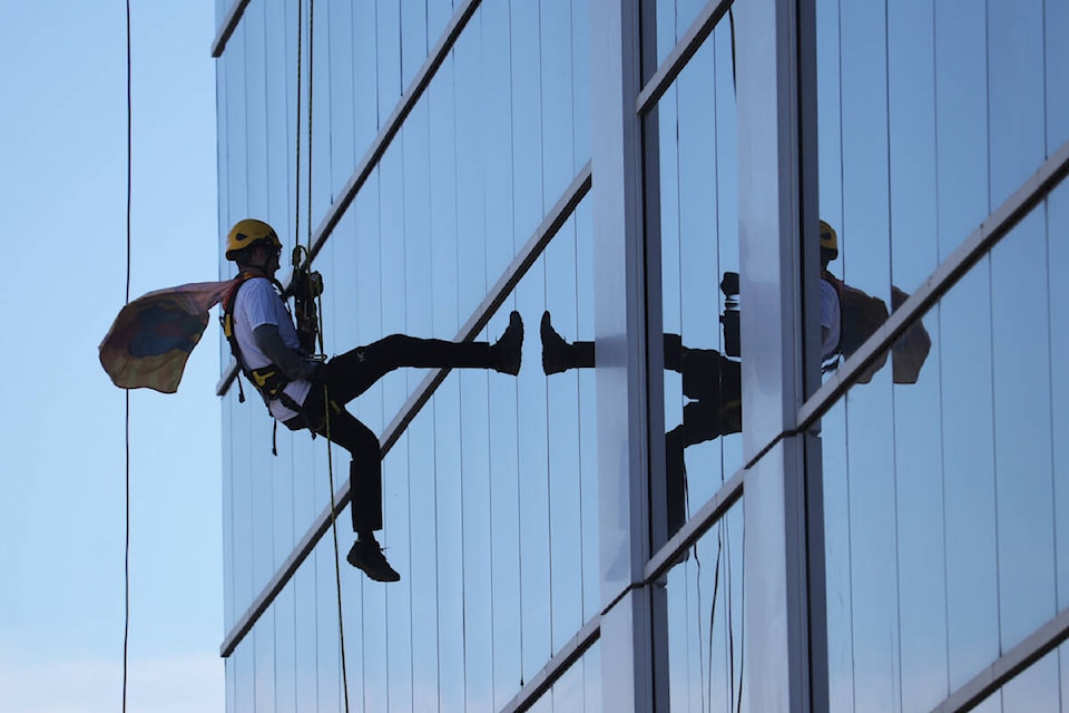 26567518_web1_210923-KCN-Rapelling_1