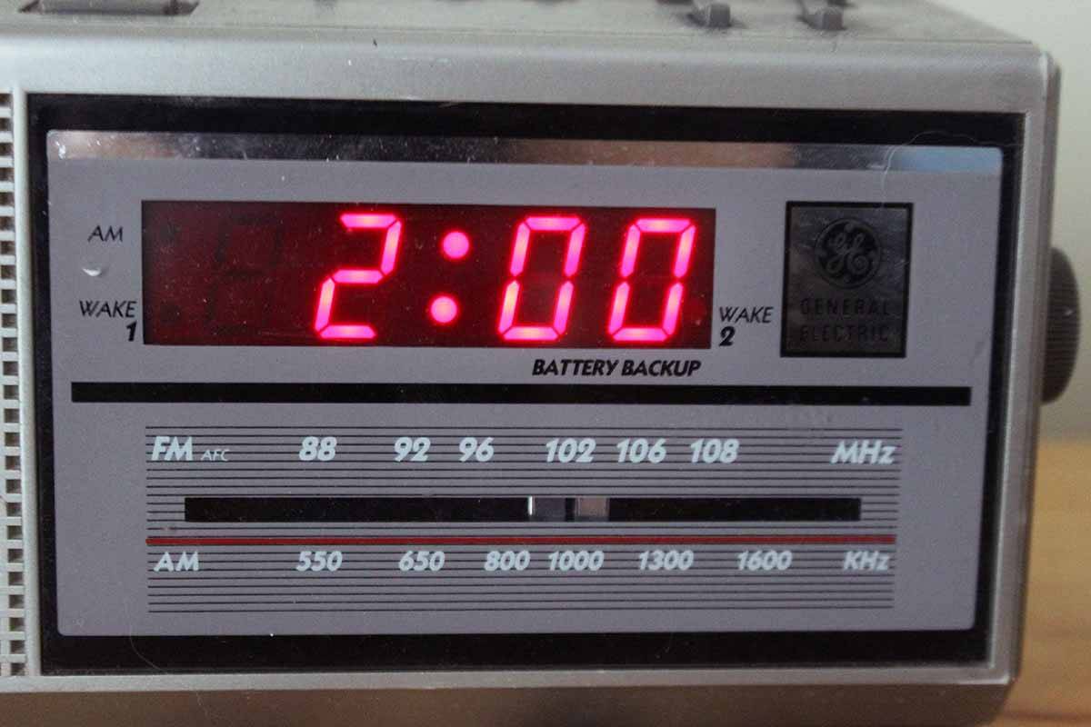 27087828_web1_clock2