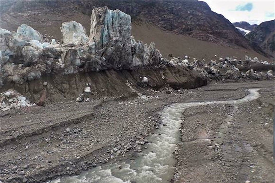 27434657_web1_Glacier-lake_Jon-Moore
