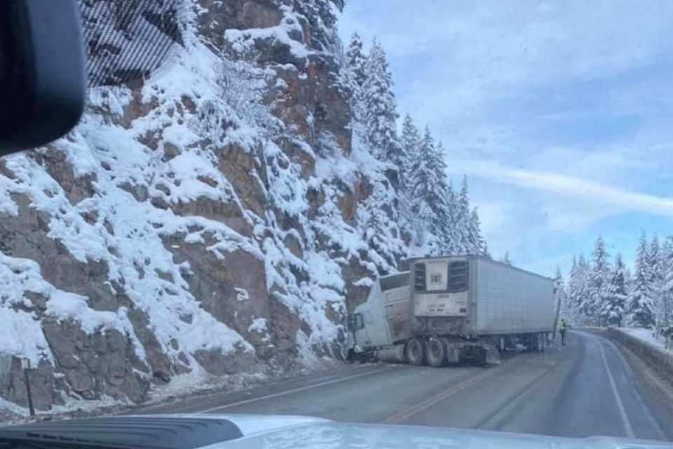 27541371_web1_211215-PSS-Highway3