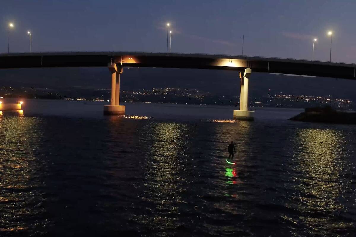 The starboard and port lights prevent collisions with other watercraft in low light (MSLR Electric/Submitted)