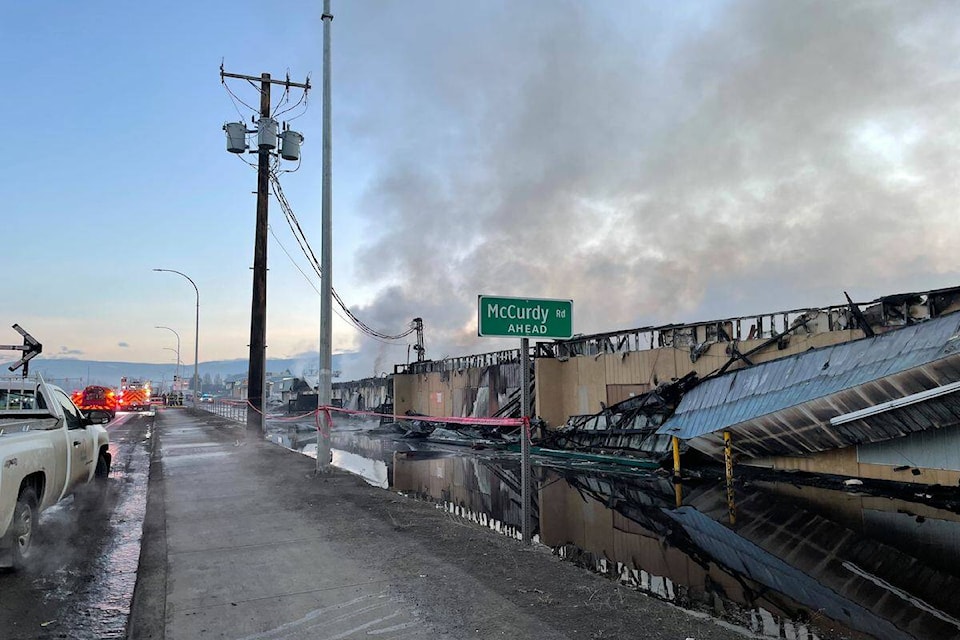 Fire at building on Highway 97. (Jordy Cunningham/ Capital News)