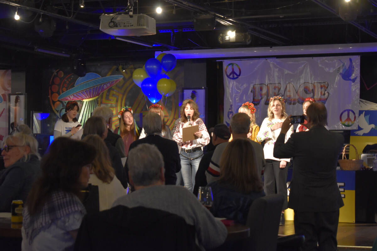 Lynne Leydier sang the National Anthem of Ukraine on Friday night (March 11) at Pentictons Barking Parrot. The Penticton resident hadnt sung the song in over 30 years when she visited her family in Ukraine. (Logan Lockhart, Western News)