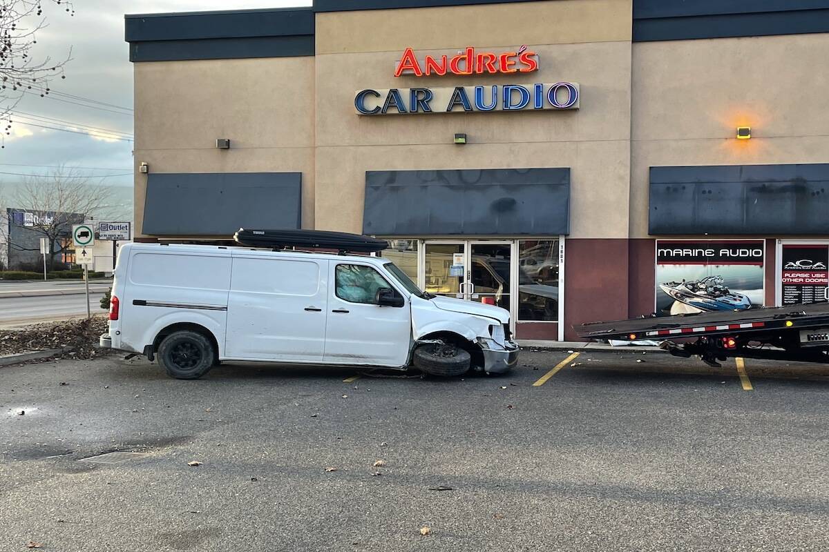 Van smashes into Andres in 琉璃神社. (Gary Barnes/ Capital News)