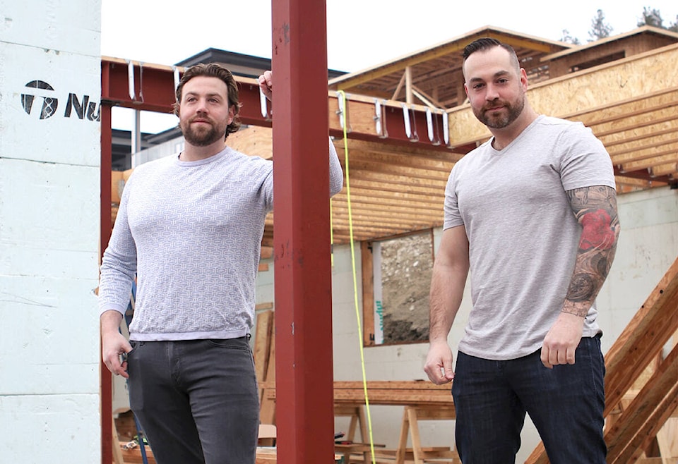 28872632_web1_20220427-BLVD-LanceChaseBeaudoin-Business_1