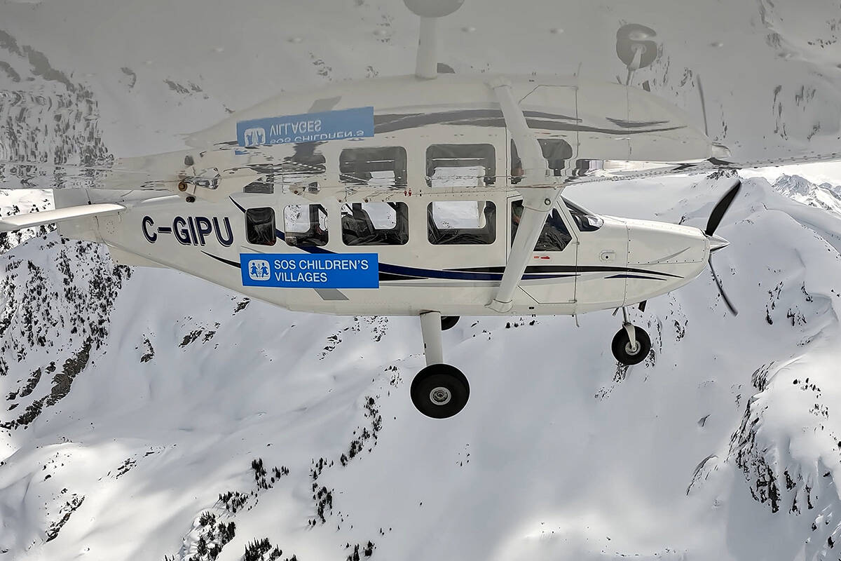 A view of the GA8 AirVan from one of its wings. (Courtesy of Ian Porter)
