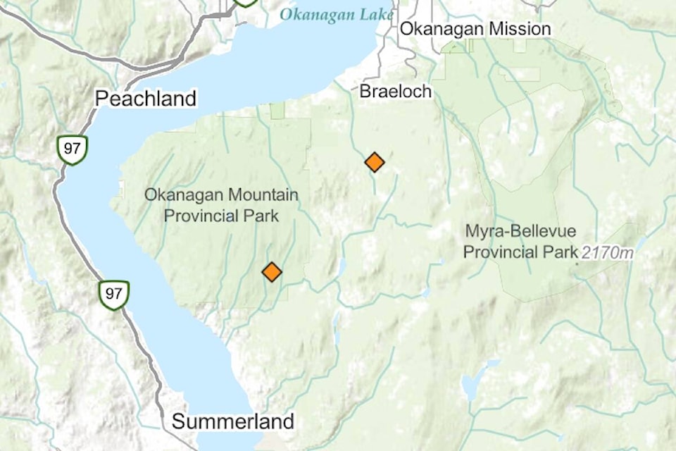 29991954_web1_220804-KCN-Okanagan-mnt-park-fire-WORD_1