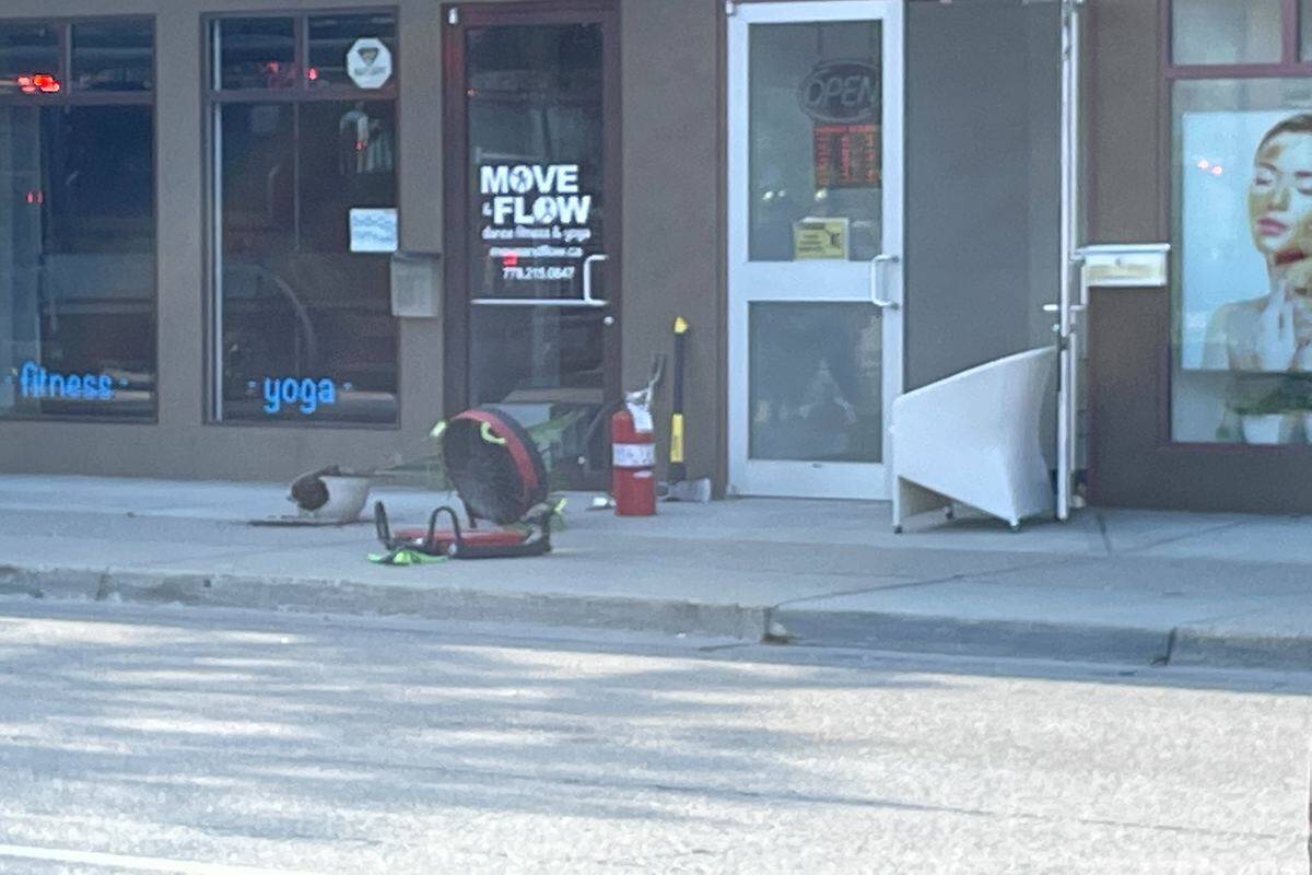 Damaged planter from inside 587 Lawrence Ave. (Photo/Jordy Cunningham)
